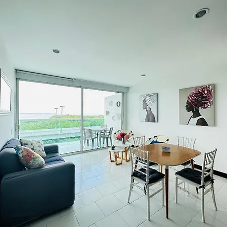 Apartment Espectacular Apto En Con Salida Directa A La Playa *