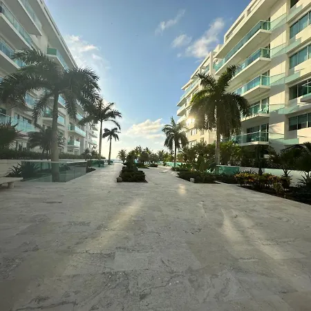 Apartment Espectacular Apto En Con Salida Directa A La Playa *